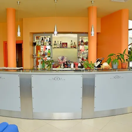 Dream Hotel